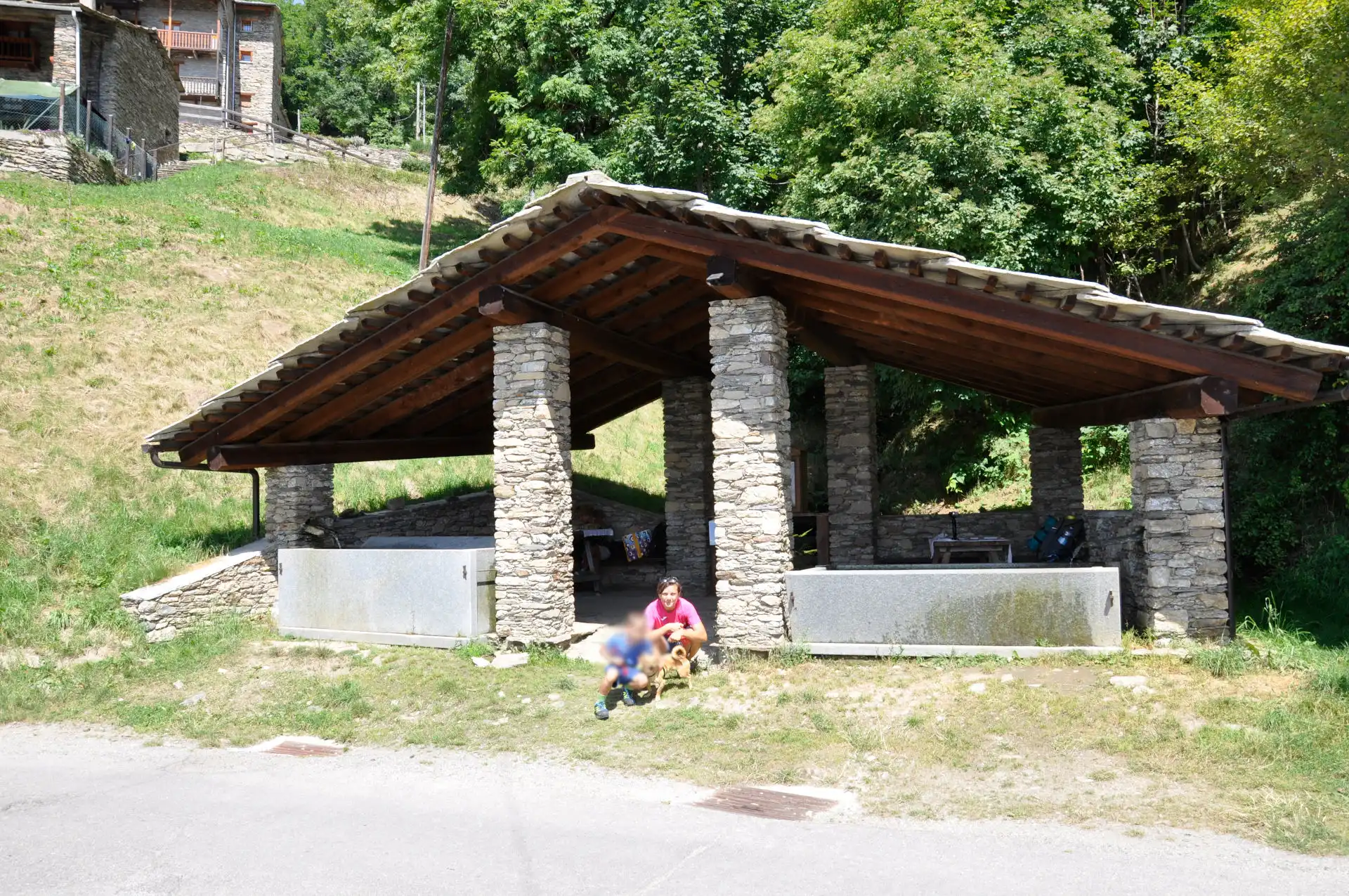 Quattro passi in montagna - Ferragosto ad Ostana, dal Santuario di San Chiaffredo, Crissolo