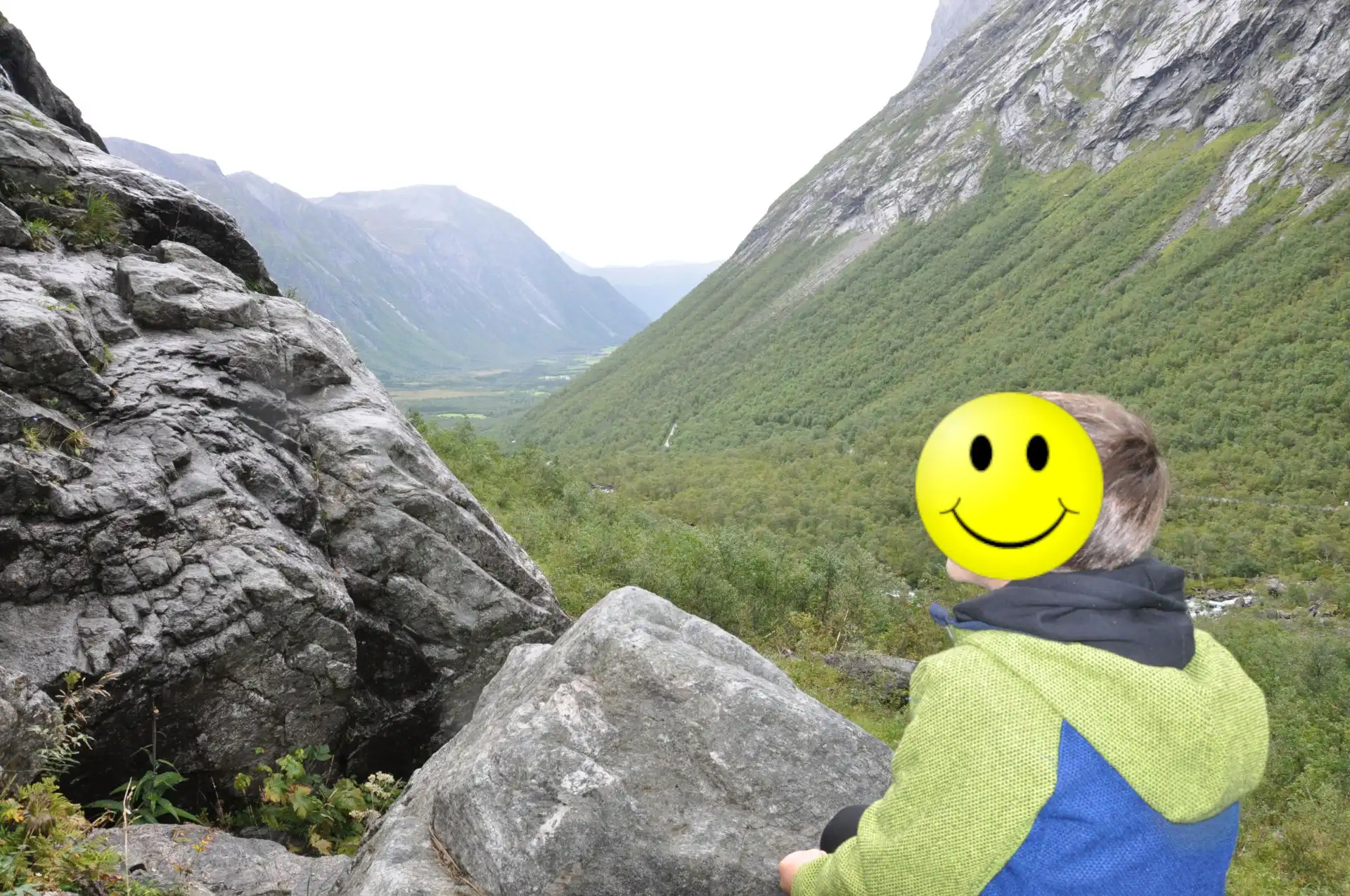 Norvegia 2024 - Giorno 3 - Il racconto - Sulla strada dei TROLLS (Trollstigen), destinazione ALESUND