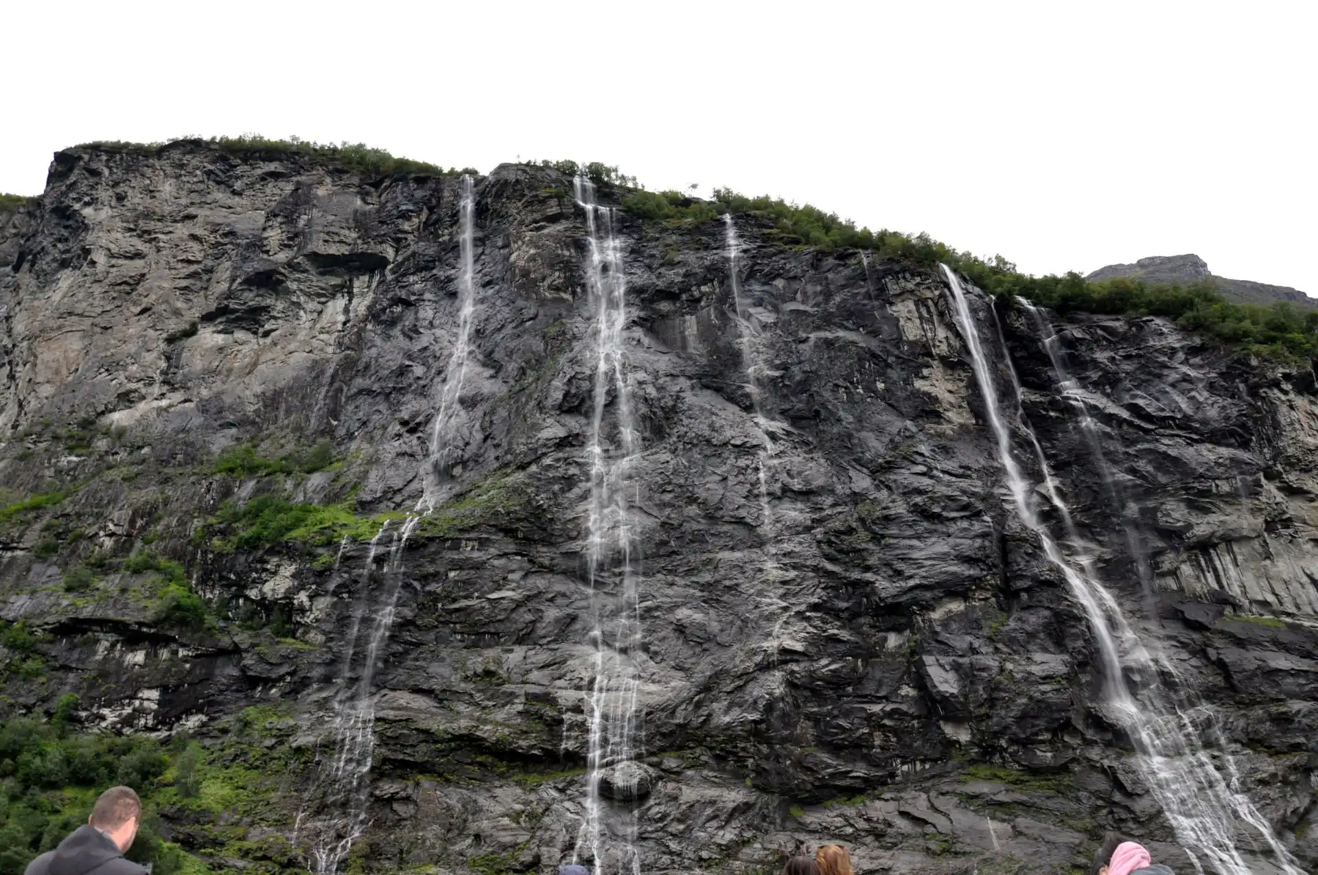 Norvegia 2024 - Giorno 4 - Da ALESUND a UTVIK, passando per il magnifico fiordo di GEIRANGER