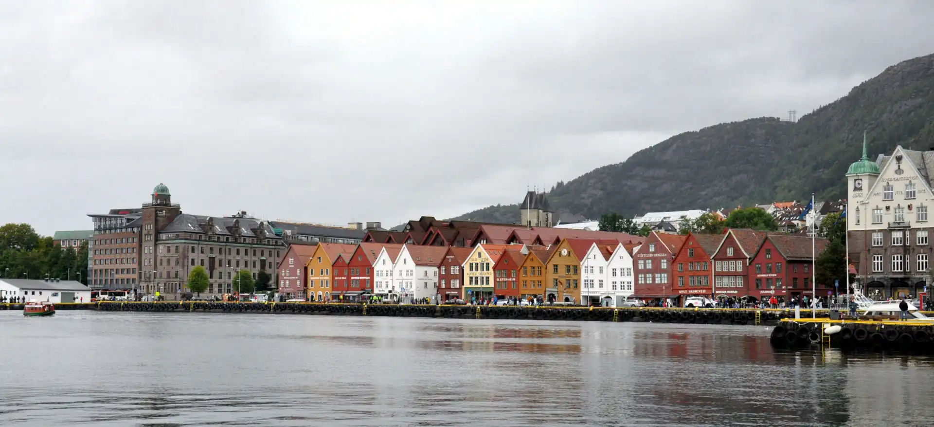Norvegia 2024 - Giorno 6 - Il racconto - BERGEN, mercato del pesce e crociera sui fiordi
