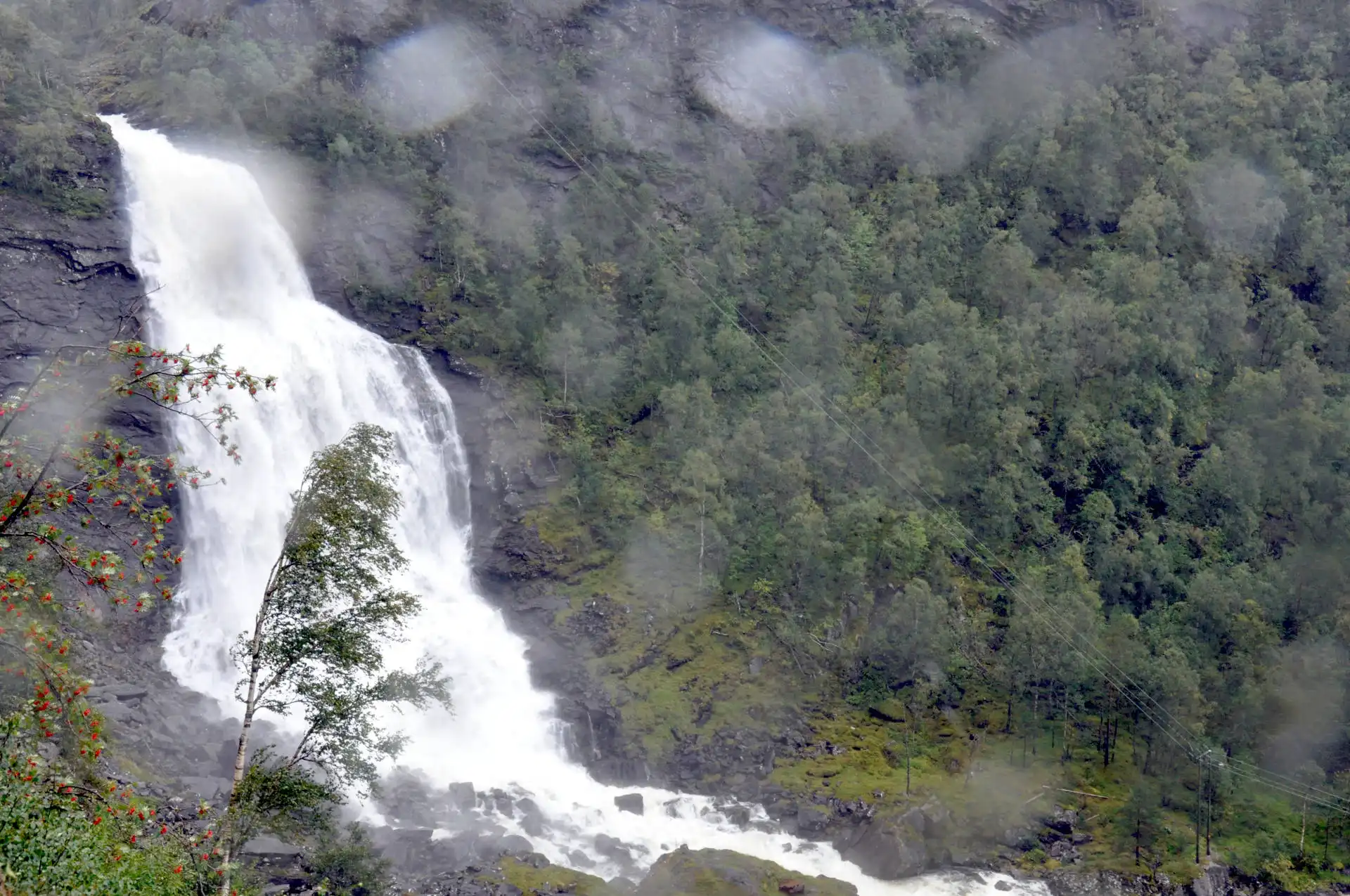 Norvegia 2024 - Giorno 7 - Il racconto - Da BERGEN a GOL, in mezzo a cascate e panorami mozzafiato