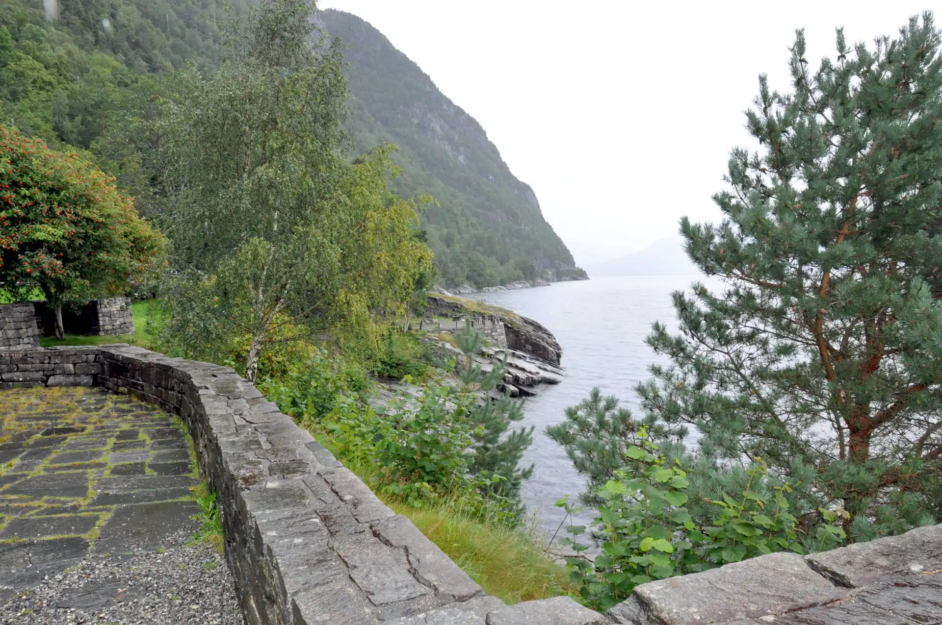 Norvegia 2024 - Giorno 7 - Il racconto - Da BERGEN a GOL, in mezzo a cascate e panorami mozzafiato