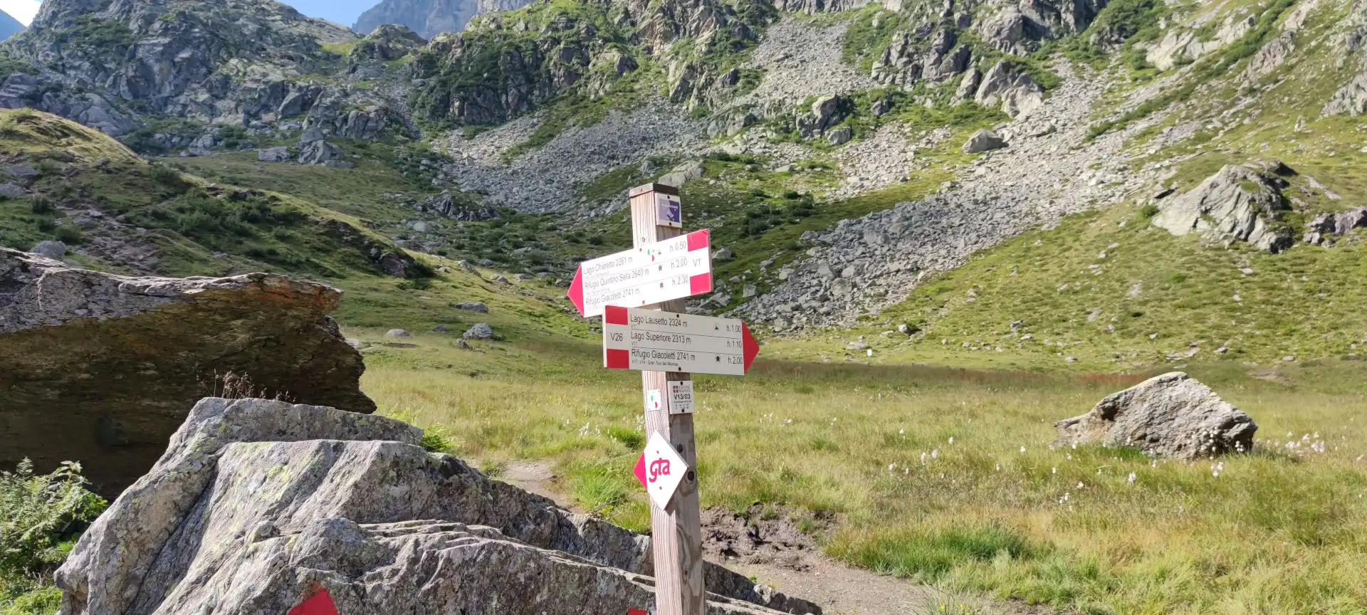 Quattro passi in montagna - Il giro dei laghi del Monviso