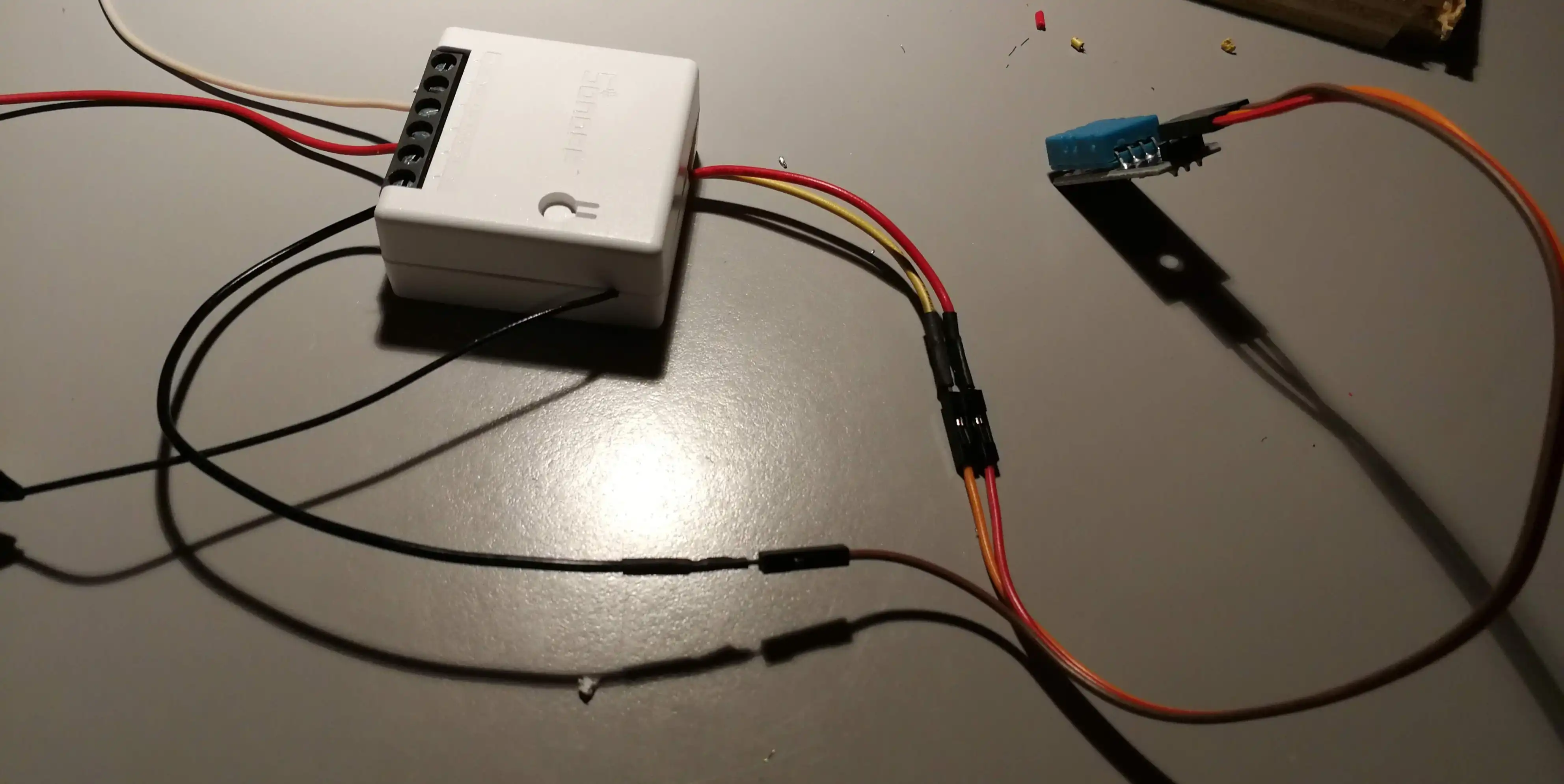 Home Automation System - Temperature sensor with SONOFF mini - Hardware connection